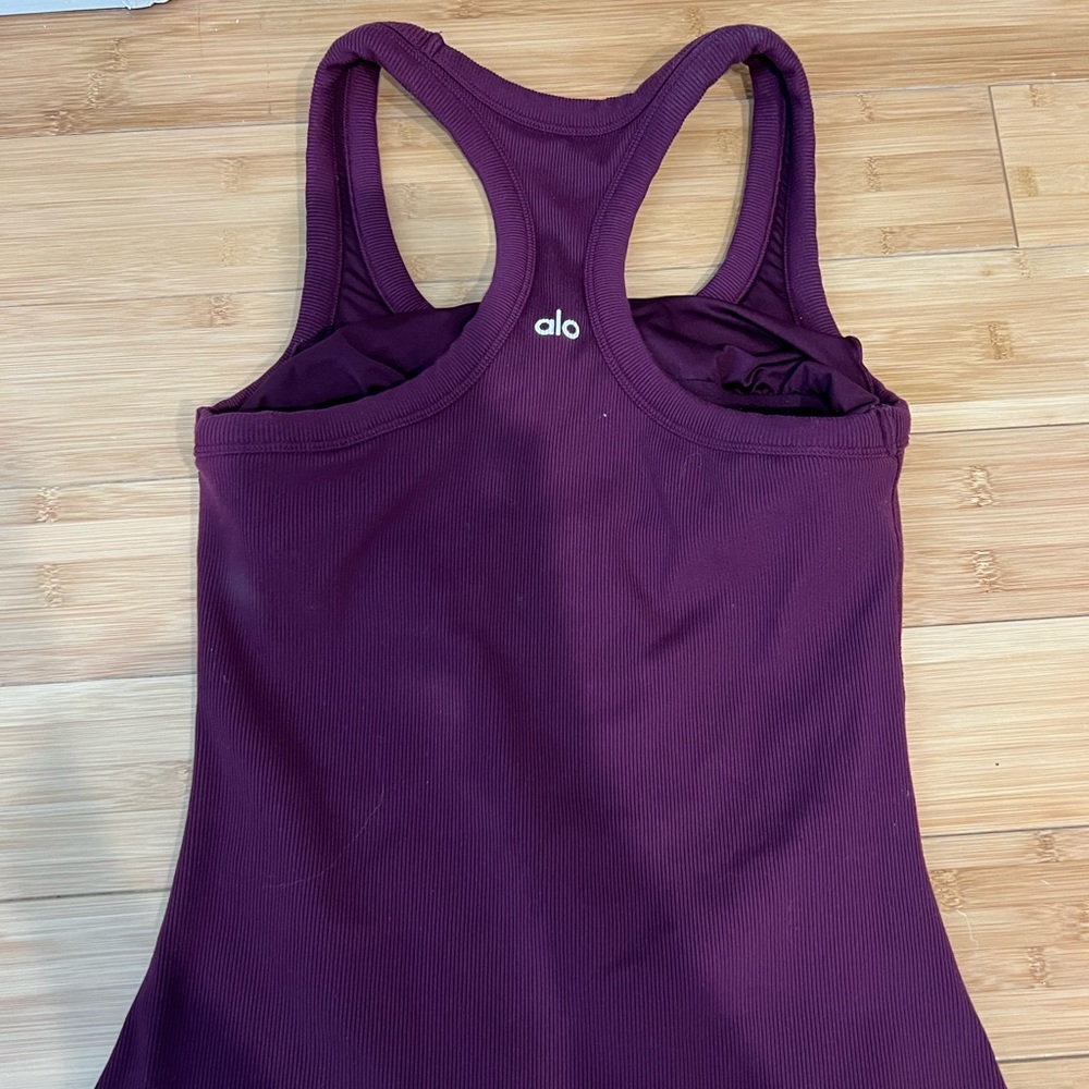 Women’s workout tank